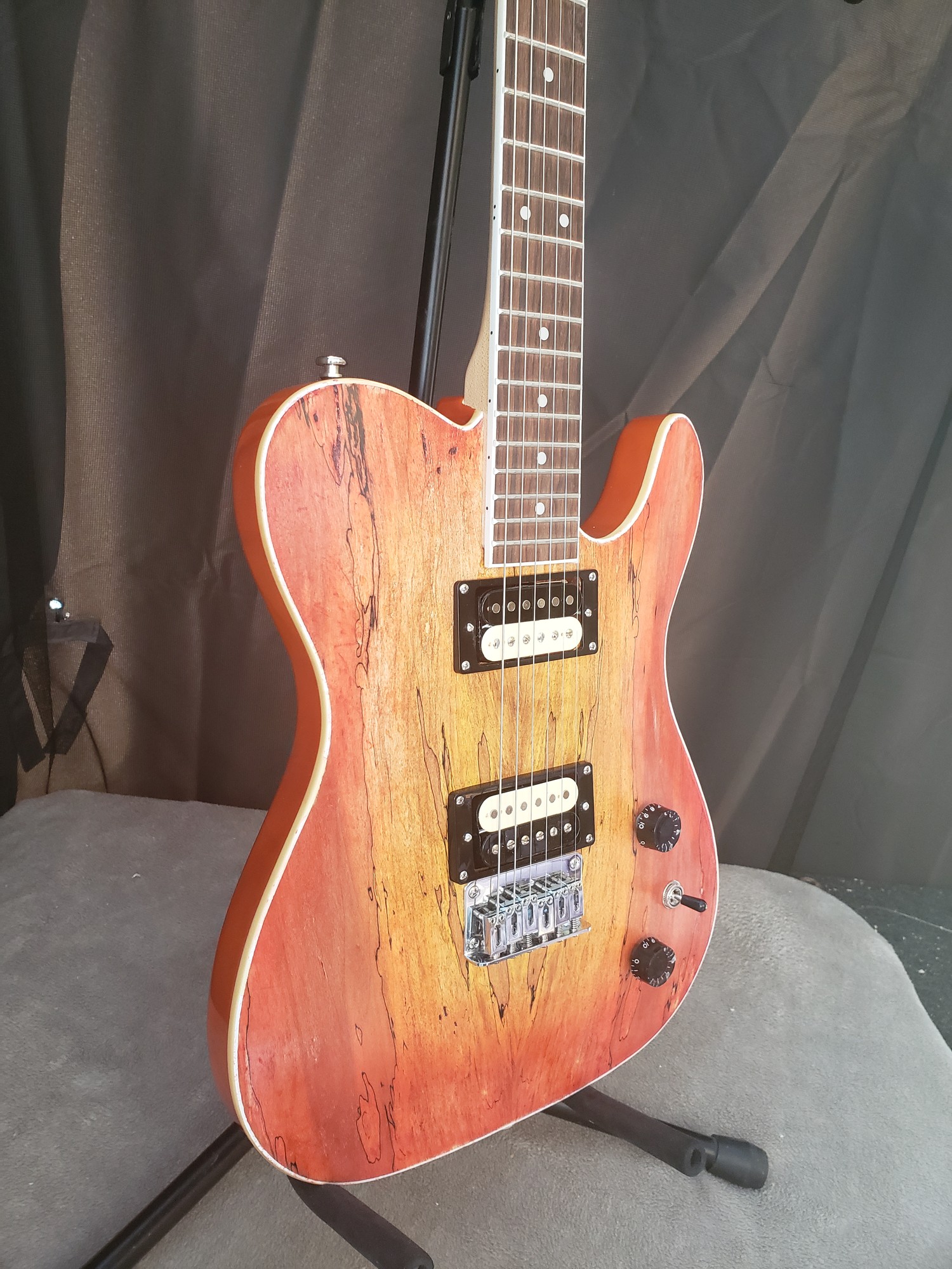kit build guitar