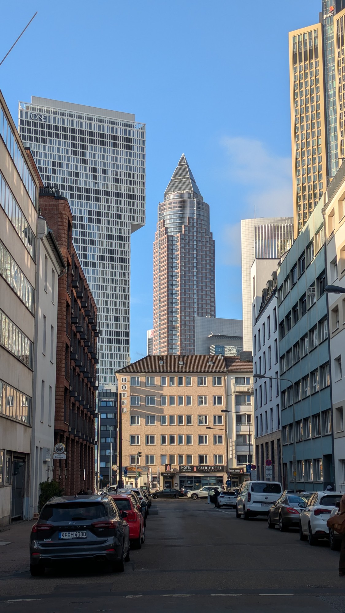 Skyscrapers and older buildings in Frankfurt am Main, Germany 🇩🇪