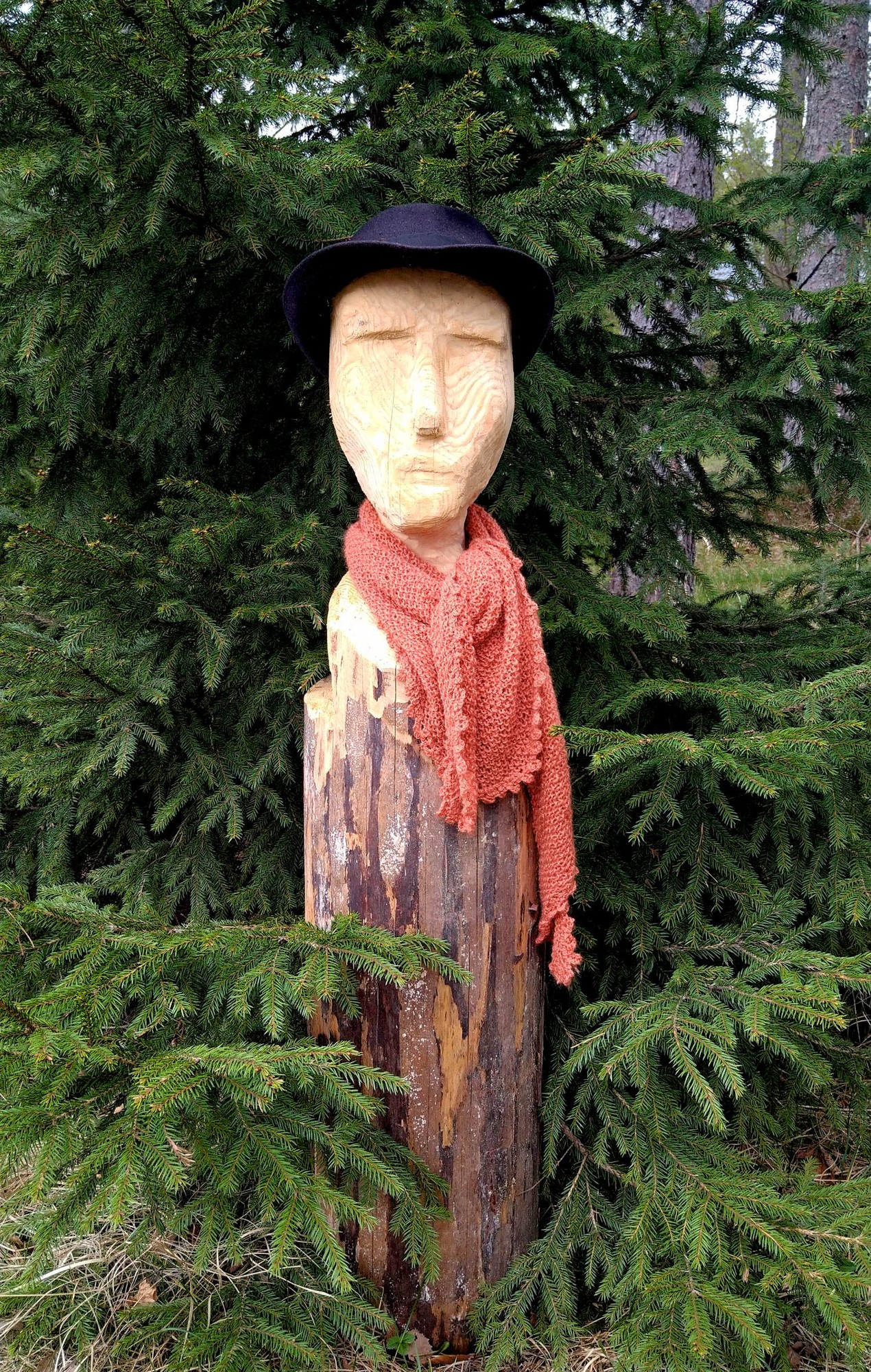Wooden Man crudely carved somewhat spooky
