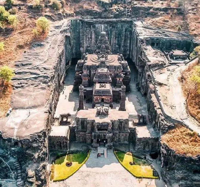 Kailasa Temple, Ellora - Wikipedia